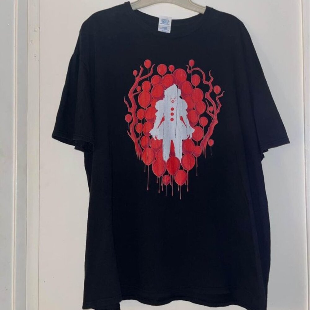 Pennywise the Dancing Clown Graphic Tee, Size 2XL
